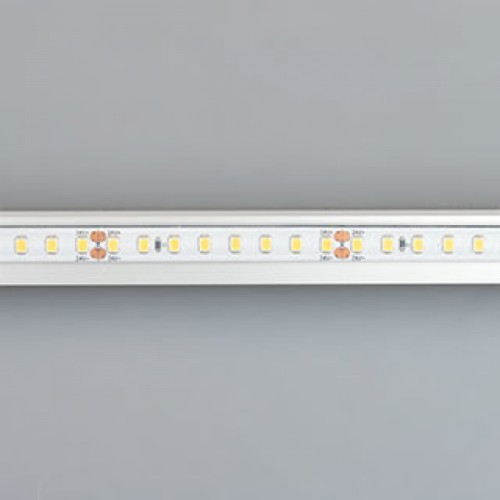 Лента герметичная RTW-PR-A128-10mm 24V White6000 (9.6 W/m, IP66, 2835, 5m) (Arlight, высок.эфф.150 лм/Вт) Светодиодная гибкая лента RTW-A128, герметичная IP66 (РR - герметизация с помощью прозрачной силиконовой трубки). Светодиоды 2835, 128 шт/м ( 640 шт на 5 м), белая плата 8 мм, скотч 3M. Цвет БЕЛЫЙ 6000 K , цветопередача CRI >85 , угол 120°. Питание 24 В, мощность 9.6 Вт/м ( 48 Вт на 5 м). Размеры 5000 x 10 x 5 мм. Мин.отрезок 62,5 мм, 8 светодиодов. Цена за 1м.