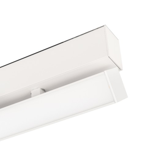 Светильник MAG-FLAT-FOLD-45-S805-24W Warm3000 (WH, 100 deg, 24V) (Arlight, IP20 Металл, 3 года) Светильник поворотный для магнитных треков шириной 45мм, 24Вт. Цвет свечения ТЕПЛЫЙ 3000K, световой поток 2400лм, угол 100°, CRI>90. Корпус прямоугольный, металл, цвет белый, IP20. Размеры LxWxH 804x35x92.5мм. Входное напряжение DC24V, мощность 24Вт. Драйвер DС24V/AC230V поставляется отдельно. Диммируется только с 026407(1), 027633.