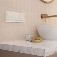  - Рамка на 3 поста Werkel Favorit молочный W0031141 4690389183423