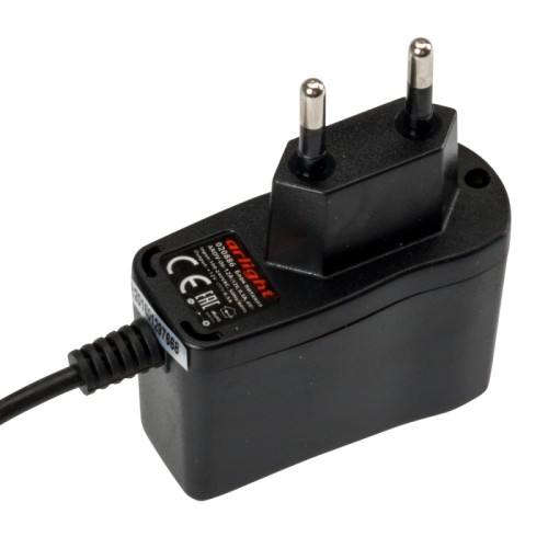 Блок питания ARDV-06-12A (12V, 0,5A, 6W) (Arlight, Адаптер, 2 года) Сетевой адаптер с гальванической развязкой для светодиодных изделий. Входное напряжение 100-240 VAC. Выходные параметры: 12 В, 0,5 А, 6 Вт. Негерметичный пластиковый корпус IP 20. Габаритные размеры длина 57 мм, ширина 25 мм, высота 41 мм (размер без вилки). Длина кабеля 1.5 м, коннектор 5.5x2.1x10мм. Гарантийный срок 2 года.