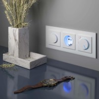  - Рамка на 3 поста Werkel Favorit белый матовый W0031105 4690389159763