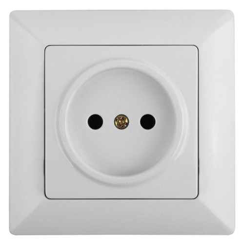 Розетка ЭРА Intro Solo 2P 16A 250V белый 4-201-01 Б0043305 