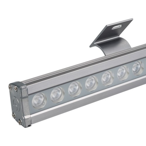 Светодиодный прожектор AR-LINE-1000L-36W-24V RGB (Grey, 30 deg, DMX512) (Arlight, Закрытый) Линейный светодиодный прожектор. Мощность 36W, напряжение питания DC 24V. Светодиоды EPILED 36 штук. Цвет RGB, управление по протоколу DMX512, угол рассеивания 30°. Корпус: алюминиевый сплав и армированное стекло. Цвет корпуса серый, степень влагозащиты IP65. Габариты 1000x78x54мм.