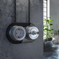  - Розетка Werkel с заземлением и шторками Ретро матовый хром WL19-10-02 4690389143458