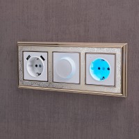  - Рамка Werkel Palacio Gracia на 3 поста золото/белый WL77-Frame-03 4690389126079