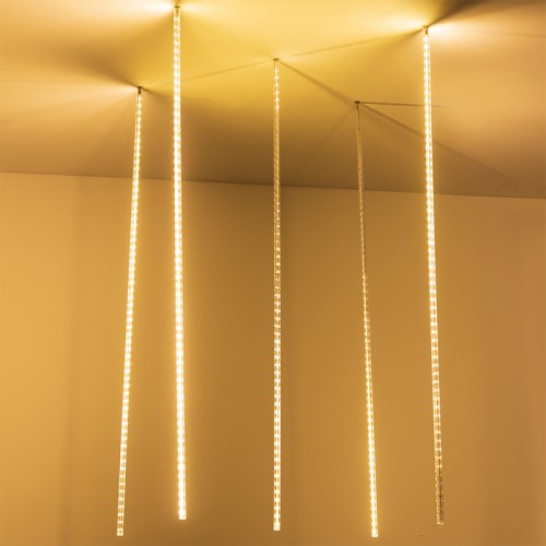 Светодиодная гирлянда ARD-ICEFALL-CLASSIC-D12-1000-5PCS-CLEAR-120LED-LIVE WARM (230V, 11W) (Ardecoled, IP65) Светодиодная гирлянда ТАЮЩИЕ СОСУЛЬКИ серии CLASSIC. Размер 2000х1000 мм (длина шины 2000 мм, высота сосульки 1000 мм), диаметр колбы сосульки 12 мм. Цвет свечения ТЕПЛЫЙ БЕЛЫЙ (3000 К), динамический эффект тающей сосульки. В комплекте 5 сосулек. Провод из прозрачного ПВХ, диаметр 2.3 мм. 120 светодиодов. Напряжение питания 12 В, потребляемая мощность 11 Вт, степень пылевлагозащиты IP65. Аксессуар для подключения в комплекте. Длина провода питания 1500 мм.